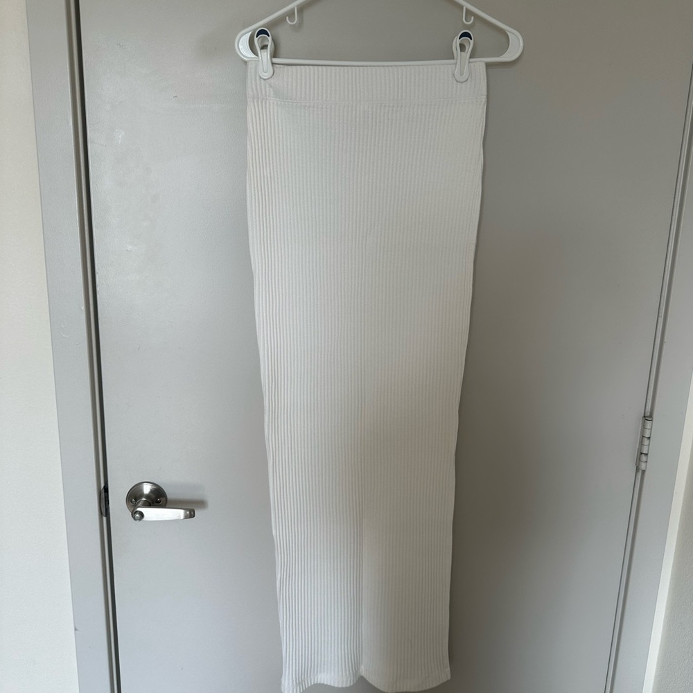 American Apparel White Ribbed Maxi Skirt